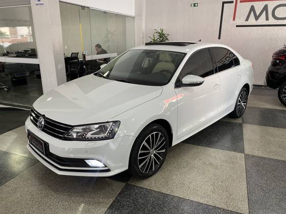 VOLKSWAGEN JETTA 2.0 TSI HIGHLINE 211CV GASOLINA 4P TIPTRONIC